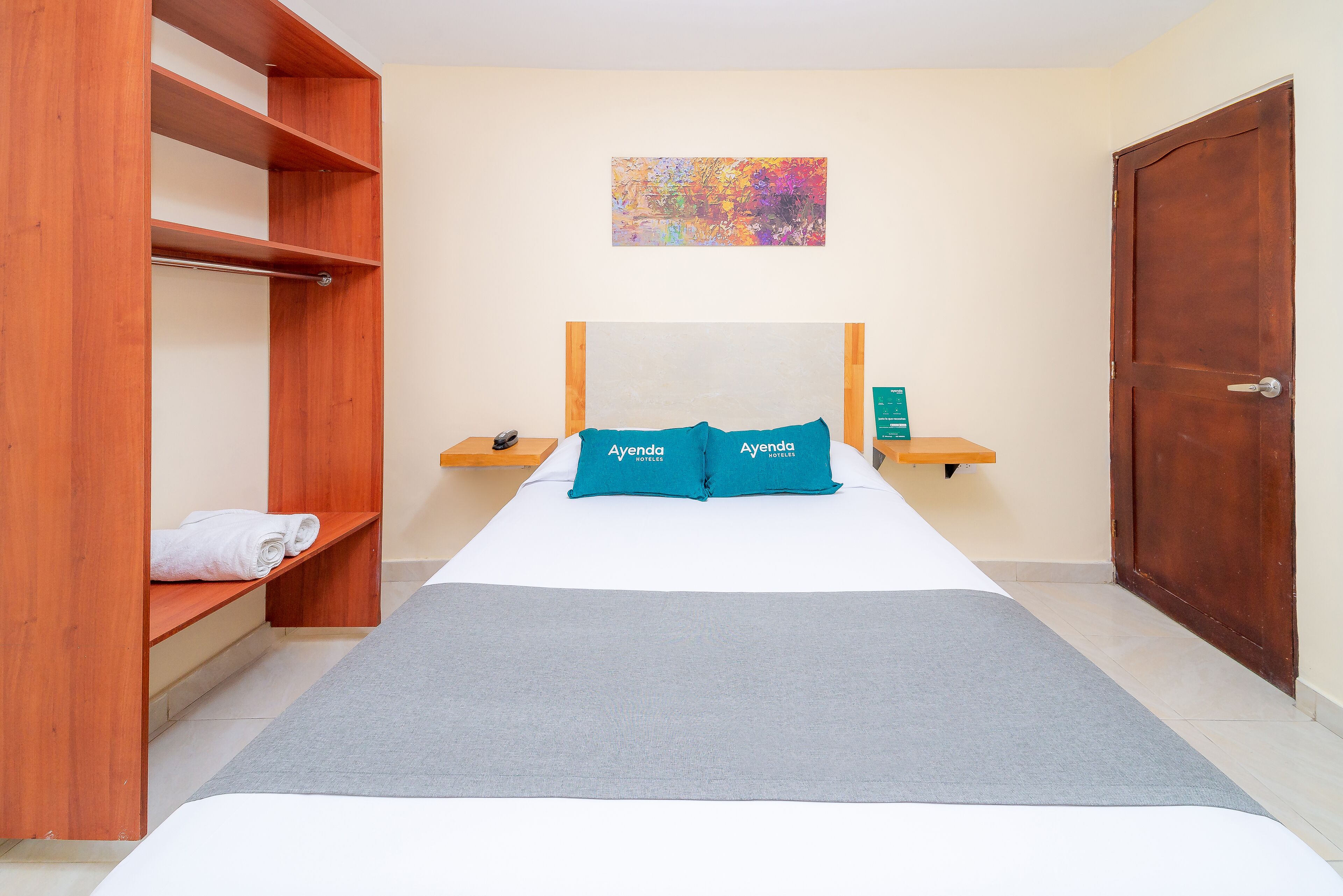 double room | hypo-allergenic bedding, free wifi, bed sheets