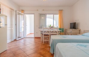 1 camera, Wi-Fi gratuito