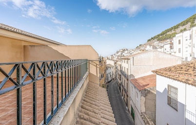 Beautiful home in Torres with swimming pool