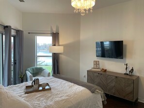 3 habitaciones, escritorio, wifi y ropa de cama 