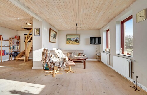 Gorgeous home in Bandholm with kitchen