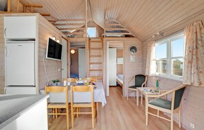 2 bedrooms, free WiFi