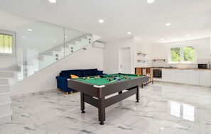 Spielezimmer
