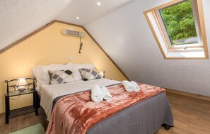 3 bedrooms, free WiFi, bed sheets