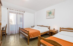 2 Schlafzimmer, Reisekinderbett, kostenloses WLAN, Bettwäsche