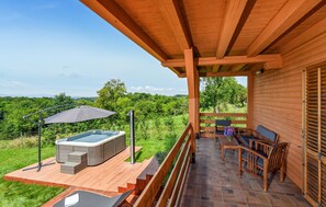 Terrace/patio - Amazing home in Glogovec Zagorski (Glogovec Zagorski)