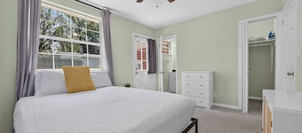 Pure GOLD on Emerald Isle - 4BR, Patio, WIFI