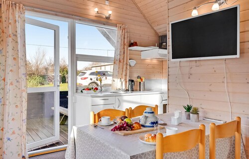 Amazing home in Struer with WiFi