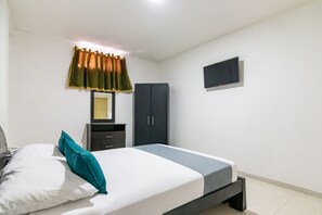 Hypo-allergenic bedding, free WiFi, bed sheets