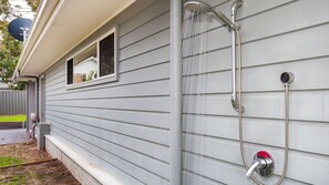 Property grounds - Calypso - 4 Mins Walk to Beach - Community Pool (Callala Beach)