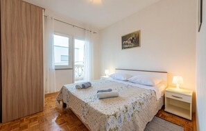 2 chambres, Wi-Fi gratuit, draps fournis
