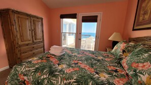 4 chambres, fer et planche à repasser, Wi-Fi gratuit, draps fournis