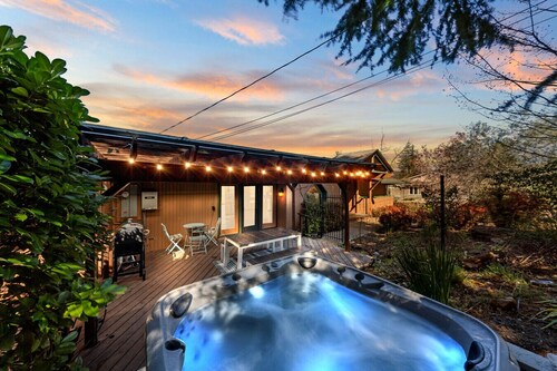 Annadel House Retreat- Stunning Wine Country Luxe!