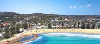 Avoca Ridge 1 - Short Stroll to the Beach