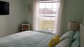4 bedrooms, travel cot, free WiFi, bed sheets