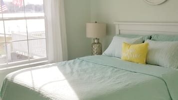 4 chambres, lit parapluie, Wi-Fi gratuit, draps fournis