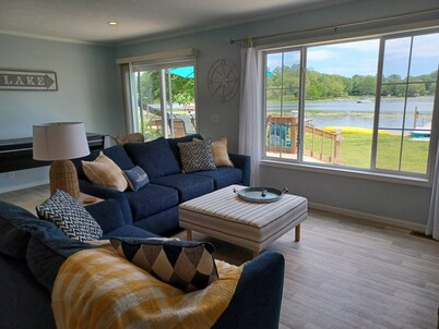 New Construction 3 Bed/2 Bath Home on Beautiful Nyona Lake Sleeps 9 Pet Friendly