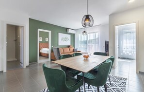 Dining - Awesome apartment in Premantura (Premantura)