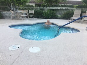 Outdoor pool, a heated pool - PALM SPRINGS CENTRAL - Stylish 2 Bed 2 Bath Condo in the heart of Palm Springs (Palm Springs)