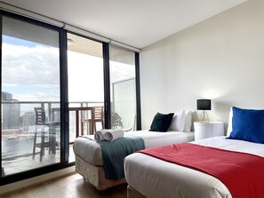 Panoramic Apartment, 2 Bedrooms | 2 bedrooms, Egyptian cotton sheets, premium bedding, desk - Readyset Apartments Stadium South (Docklands)