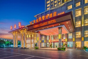 Exterior - Jinghong International Business Hotel (Dongguan)