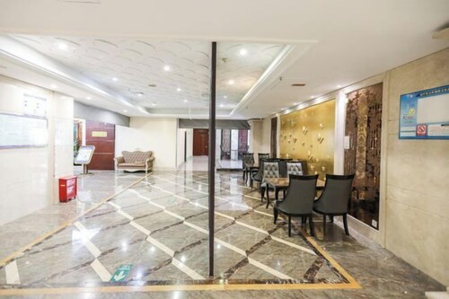 Wenzhou Lima Business Hotel (Binhai Industrial Park Branch, Wenzhou Longwan Airport)