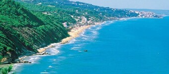 Happy Easy by Interhome