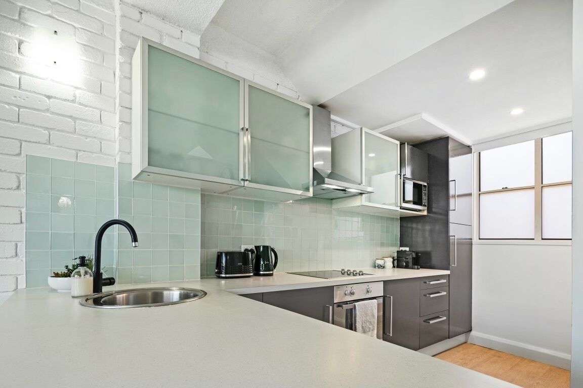 Humble Abode - Private Townhouse + 5 minute walk to Main Street — image 10