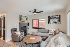 TV connectée, cheminée