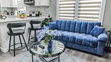 TV connectée, cheminée, imprimantes