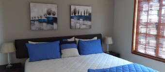 Cherry Lane Self Catering in Bloemfontein Family Apartment for max 8 Guests
