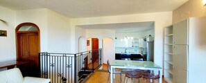 Appartement, 3 chambres | Intérieur