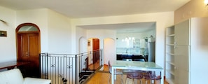 Appartement, 3 chambres | Intérieur