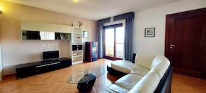 Appartement, 3 chambres | Intérieur