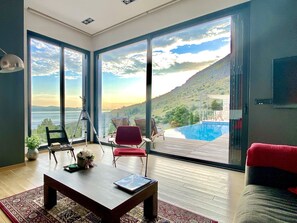 Villa, 4 Bedrooms, Private Pool, City View | Room amenity - Villa Forte-the Exclusive Private Villa With Amazing sea View Located in Mimice (Omis)