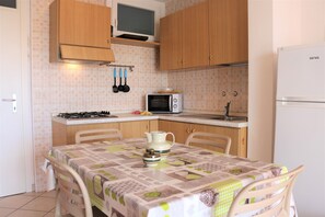 Appartamento, 2 camere da letto, balcone, vista oceano | Interni