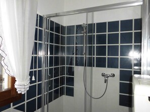 Villa, 3 habitaciones, vista al jardín | Baño