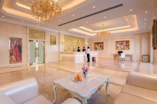 Vienna 3 Best Hotel (Shenzhen Longhua Dalang Commercial Center)