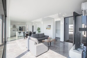 Living area - Protaras Holiday Villa Bp15 (Paralimni)