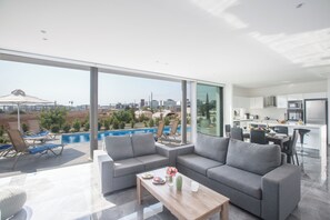 Villa, 3 chambres, piscine privée, vue sur le jardin | Aire de séjour