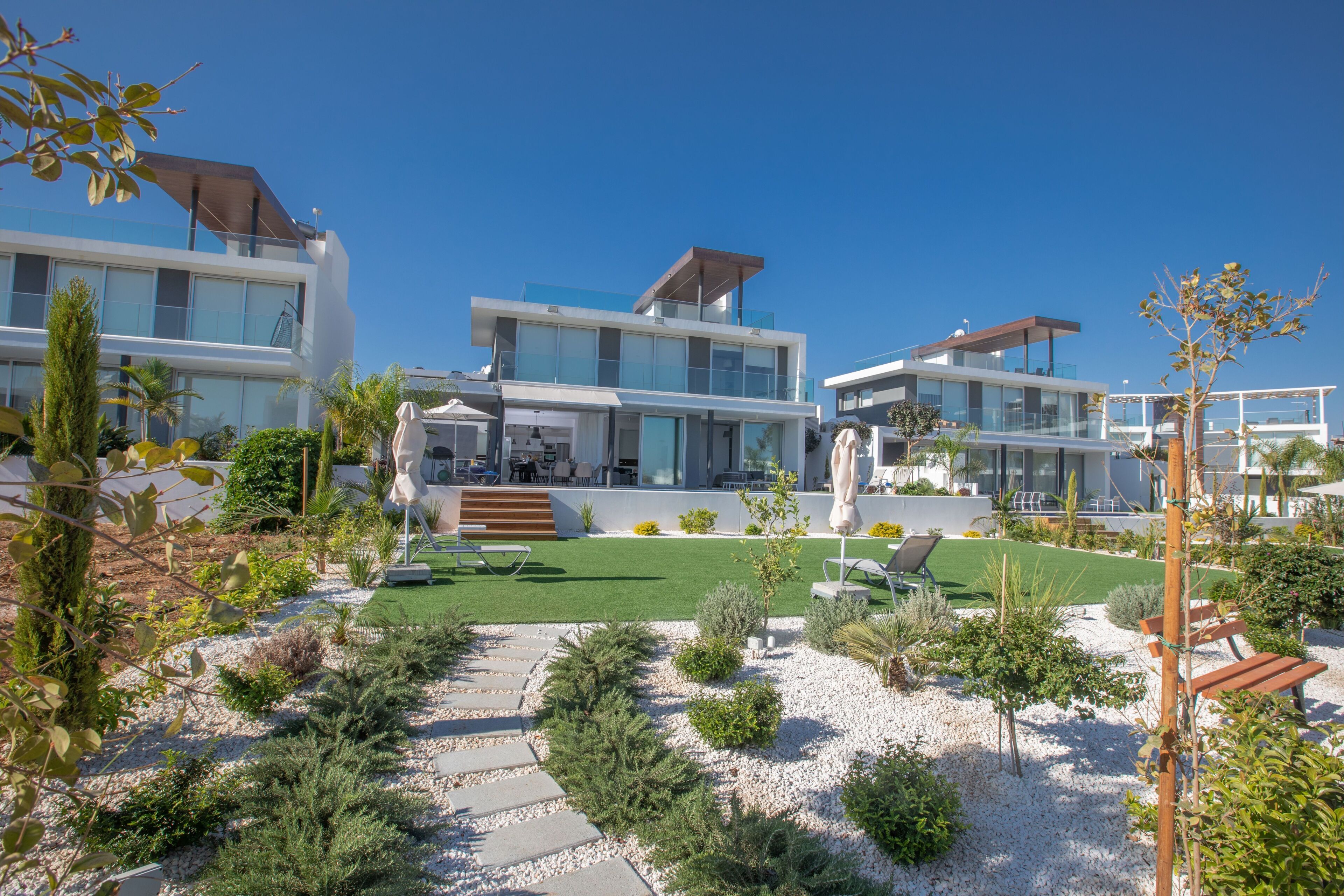 Villa - 4 soveværelser - privat pool - udsigt til have | Udendørsområde