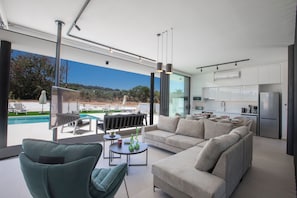 Villa, 5 Schlafzimmer, eigener Pool, Gartenblick | Unterkunftsgelände