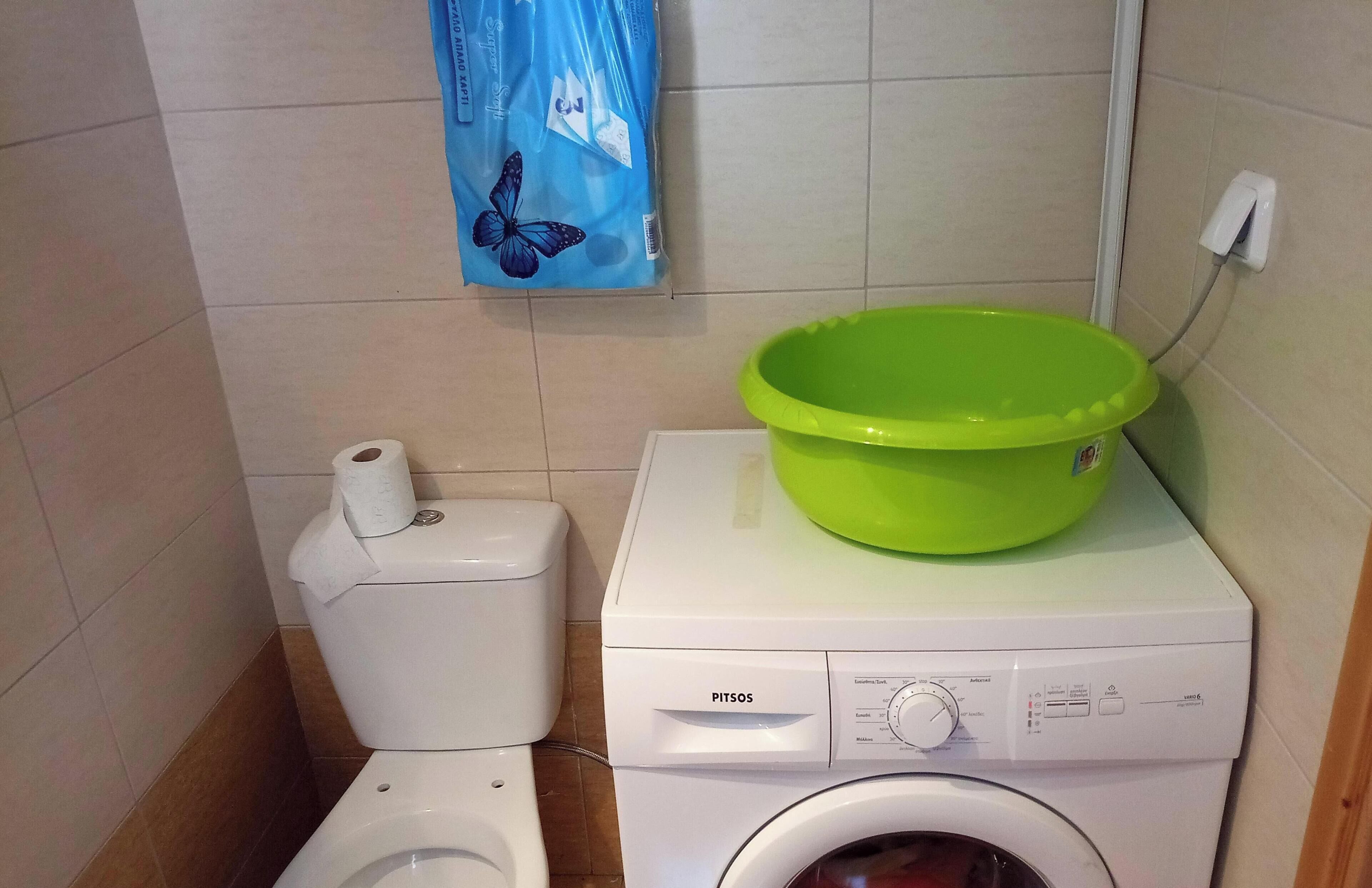 House, 2 Bedrooms, Accessible, Smoking | Bathroom