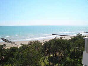 Apartment, 2 Schlafzimmer, Balkon, Meerblick | Strand