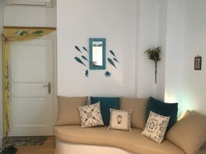 Studio, 1 Schlafzimmer, Raucher, Balkon | Wohnbereich
