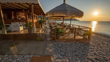 Nhà, 2 phòng ngủ, quang cảnh vườn | Ngoại thất