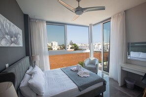 Vila, 3 quartos, piscina particular | 3 quartos, berço de viagem