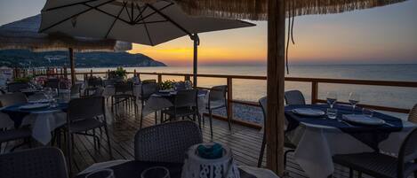 House, 2 Bedrooms, Balcony, Garden View | Beach