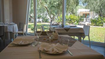 Rumah, 2 kamar tidur, balkon, pemandangan kebun | Bagian depan properti