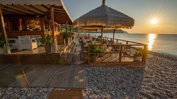 Rumah, 2 kamar tidur, balkon, pemandangan kebun | Pantai